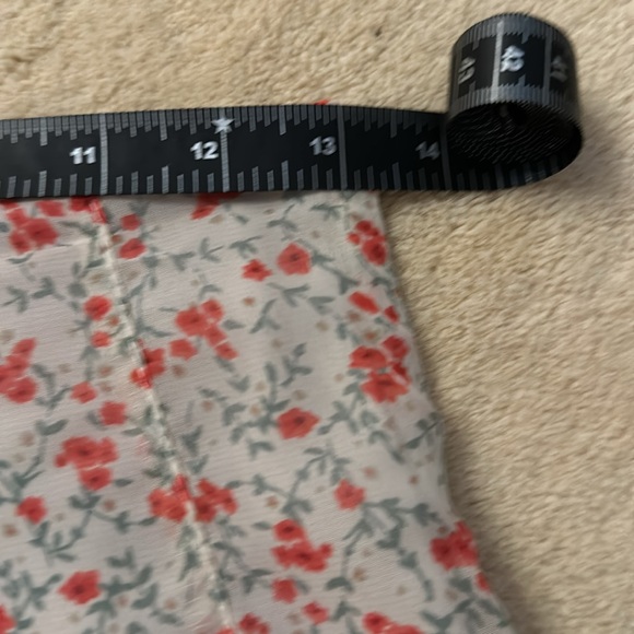 Precious flowered flouncy skort. - Picture 6 of 8